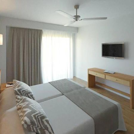 Elegance Playa Arenal III Hostel Ел Аренал Екстериор снимка