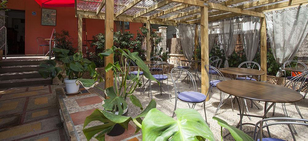 Elegance Playa Arenal III Hostel Ел Аренал Екстериор снимка