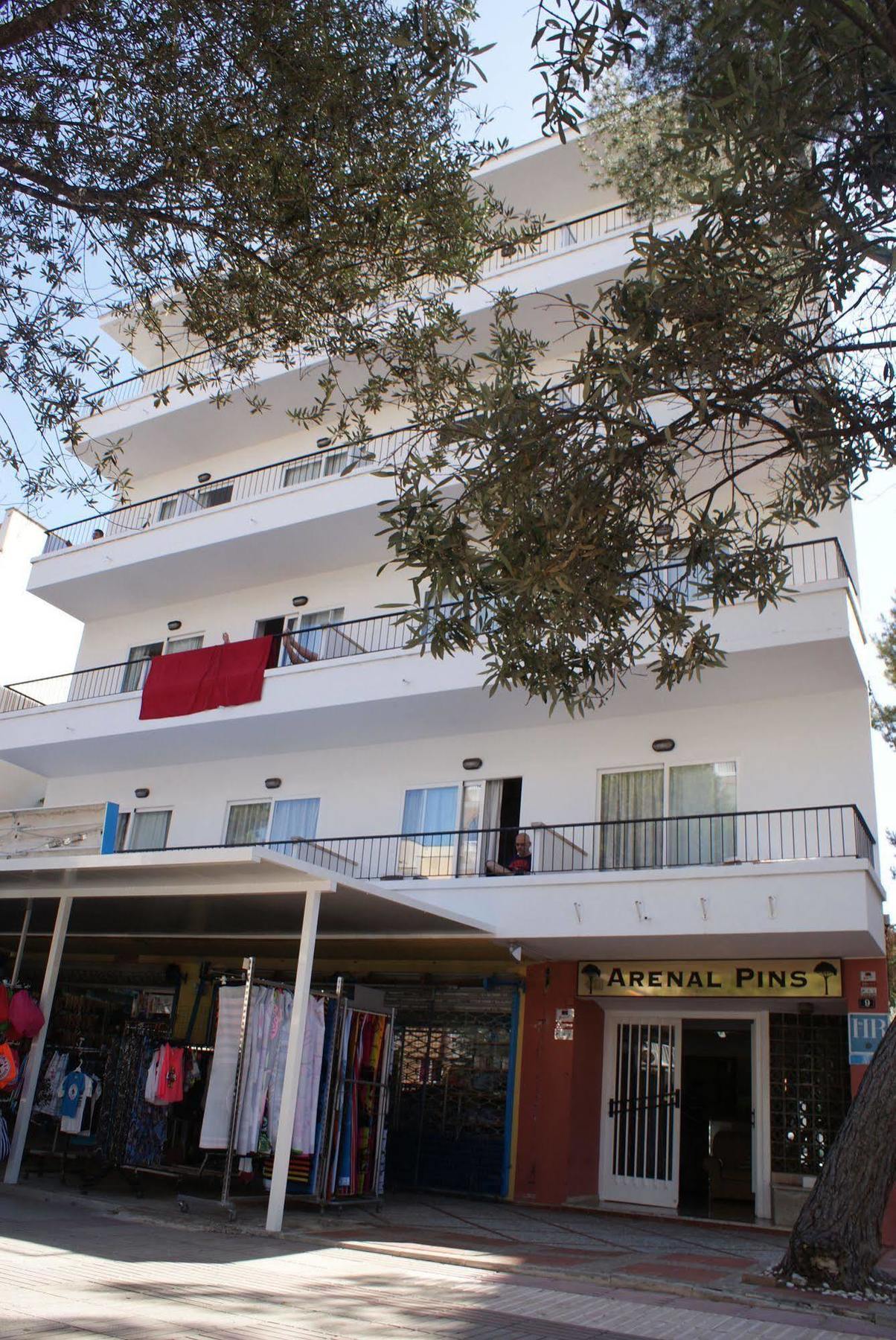 Elegance Playa Arenal III Hostel Ел Аренал Екстериор снимка