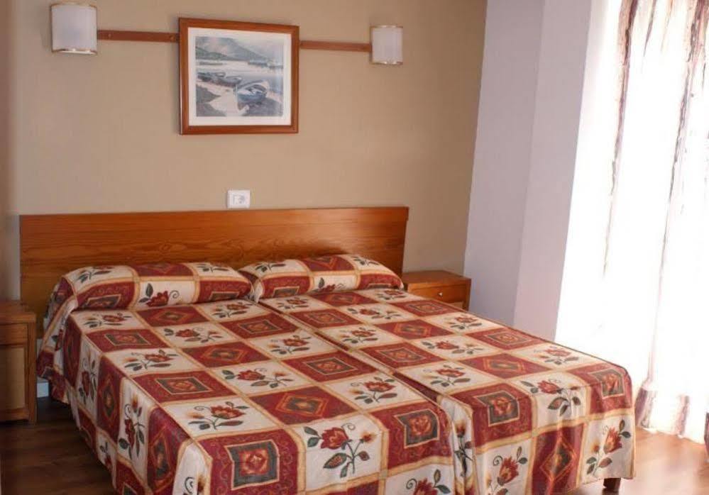 Elegance Playa Arenal III Hostel Ел Аренал Екстериор снимка
